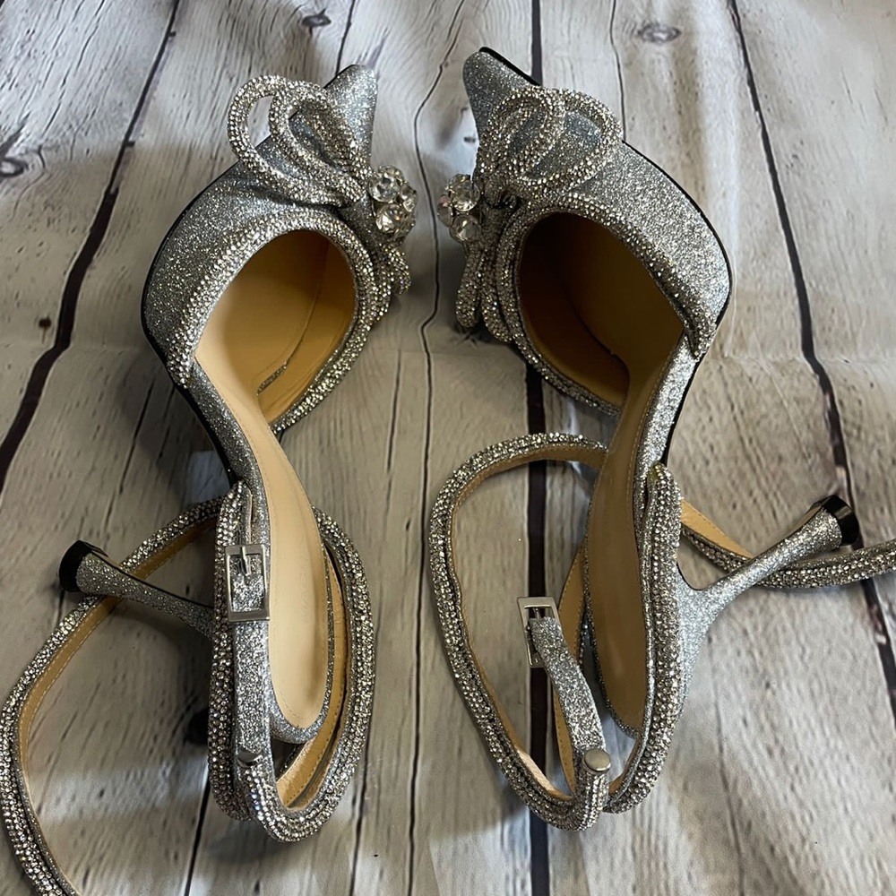 New Mach & Mach Double Bow Crystal-Embellished Silver Glitter Pumps Size 36 - Picture 5 of 8